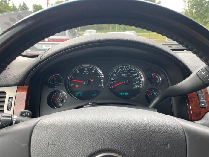 2010 chevrolet avalanche lt-4wd with 181401 miles for sale near white-bear-lake, minnesota 223d7c318976447cbee6373fa1ae3313.jpeg
