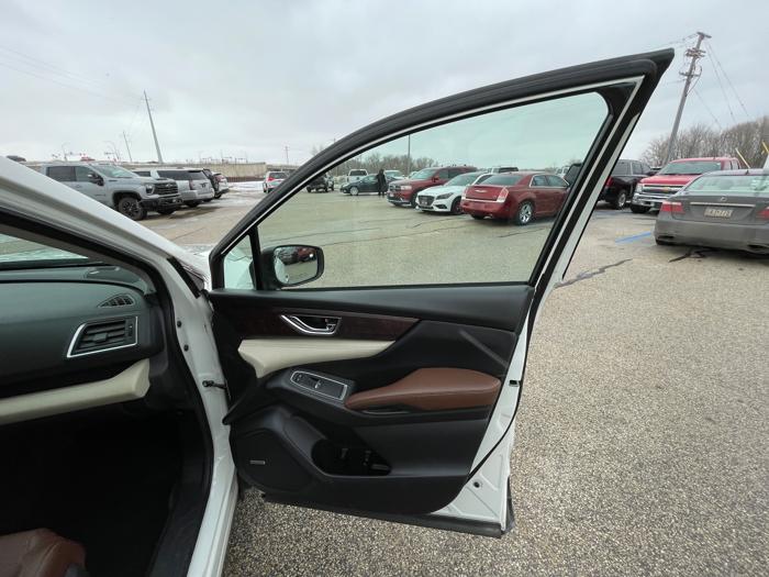 2019 subaru ascent touring-7-passenger with 185900 miles for sale near rochester, minnesota 224ed318fd27448f979b777bae47b39f.jpeg