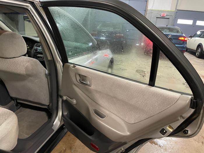 2001 honda accord dx with 207857 miles for sale near elk-river, minnesota 22537b3b4d1a44e8b6090cf353bc9658.jpg