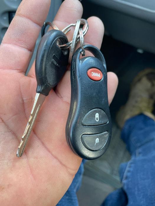 2002 chrysler town-and-country lx with 129653 miles for sale near elk-river, minnesota 22541f3a51eb45a584474e1c172f4548.jpg