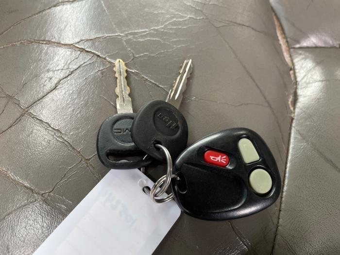 2003 gmc yukon 4wd for sale near elk-river, minnesota 228100824ad14111b628731f5c9a17d3.jpeg