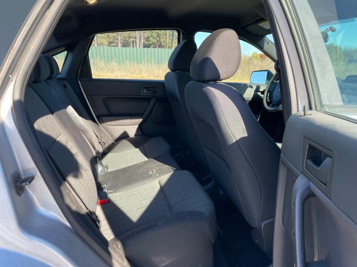 2010 ford focus se-sedan with 147922 miles for sale near elk-river, minnesota 2289074b0a89475e89d579df044d8568.jpeg