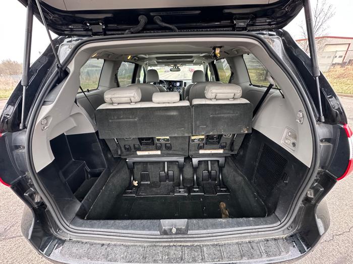 2015 toyota sienna limited-awd-7-passenger-v6 with 155568 miles for sale near elk-river, minnesota 22ccd2c2701b4325be68b2e81296d045.jpeg