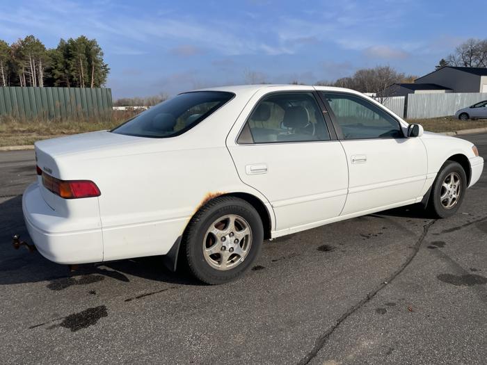 1998 toyota camry sel with 171459 miles for sale near elk-river, minnesota 22d2b1770a9d4d829530e78743097e7c.jpg