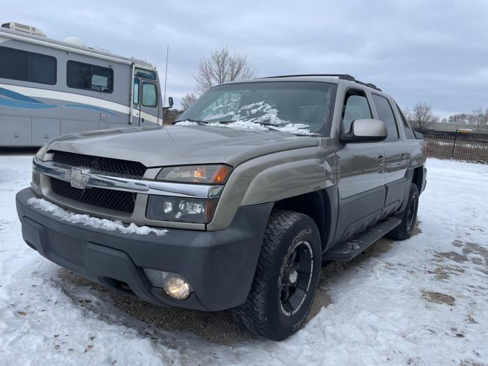 2003 chevrolet avalanche 1500 with 174308 miles for sale near elk-river, minnesota 22d92324d66f467fb91a55e91405de3b.jpg