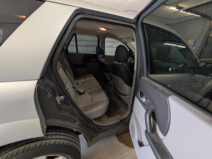 2004 saturn vue fwd-v6 with 165094 miles for sale near elk-river, minnesota 230d992d9d874ef298b616d8a80c93f0.jpg