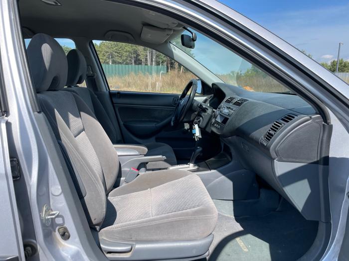 2005 honda civic vp-sedan-at-w--front-side-airbags with 153473 miles for sale near elk-river, minnesota 23146ca09ba84985b9b76f06a9db15b4.jpeg