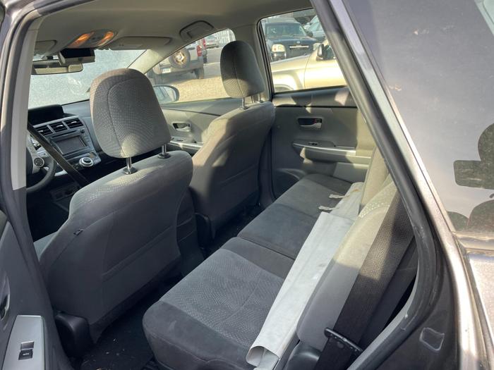 2013 toyota prius-v with 153265 miles for sale near elk-river, minnesota 2356d70191e84709ba1247b4468cf041.jpg