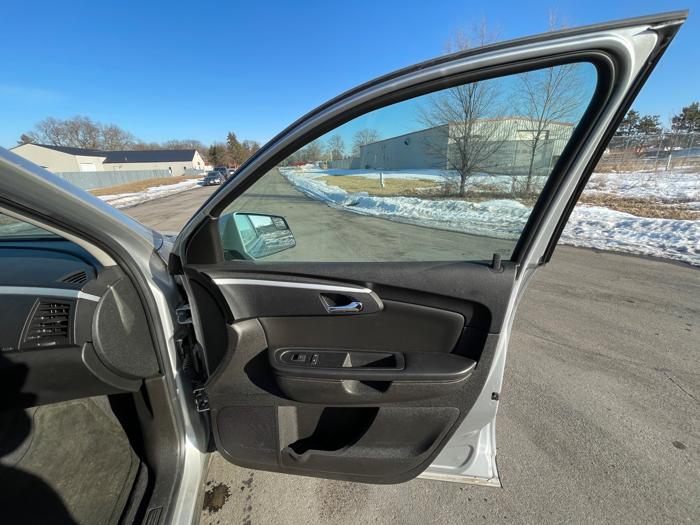 2011 chevrolet traverse lt-fwd with 173079 miles for sale near elk-river, minnesota 235ef03d890f460895a12fb6183ca70c.jpeg