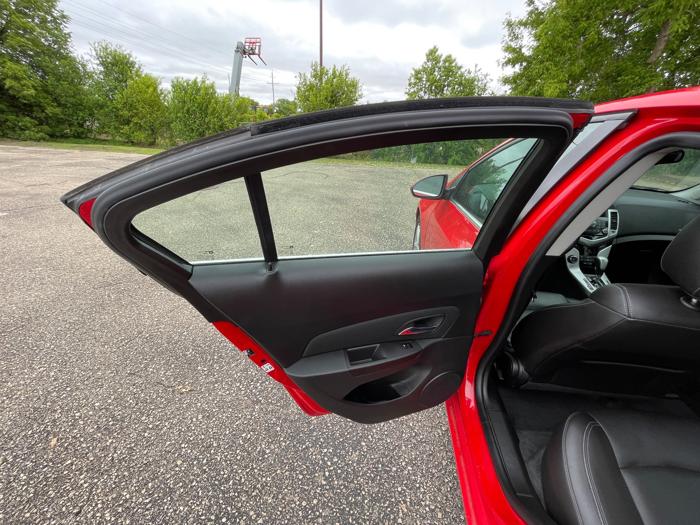 2015 chevrolet cruze 2lt-auto with 143364 miles for sale near shakopee, minnesota 23827f9fe5384009ae976c33df82ecc0.jpeg