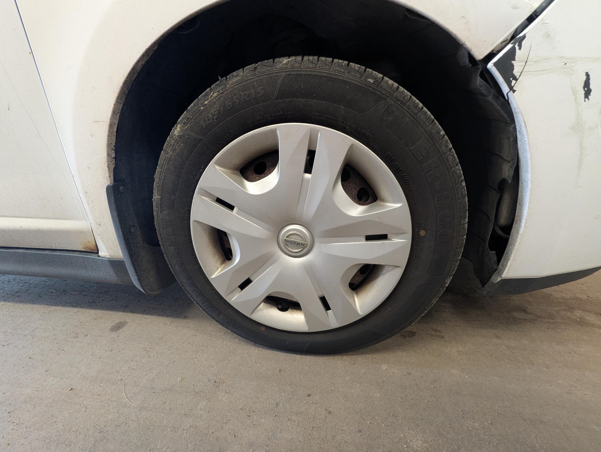 2012 nissan versa 1.8-sl-hatchback with 235732 miles for sale near elk-river, minnesota 239e1eaa7d0d40b9a010a4a1c1d38fe8.jpg
