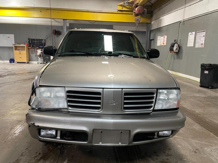 2001 oldsmobile bravada with 89748 miles for sale near elk-river, minnesota 23a91a1d44bf4bf3be54485f98c69bde.jpg