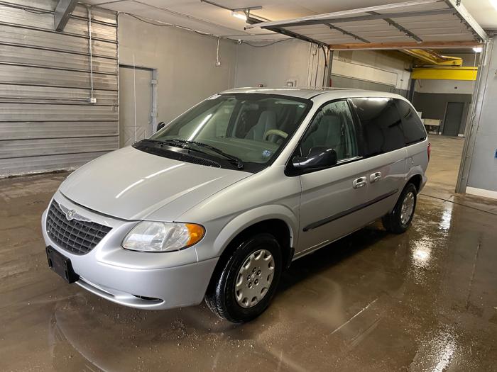 2003 chrysler voyager lx with 147148 miles for sale near elk-river, minnesota 23b5418523794acb91beadc5626a0aa3.jpeg