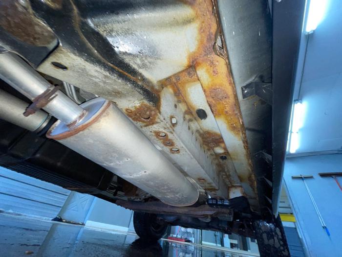 2007 jeep commander sport-4wd with 142319 miles for sale near elk-river, minnesota 23ccfbf2ec9943e485d53ae105726437.jpeg