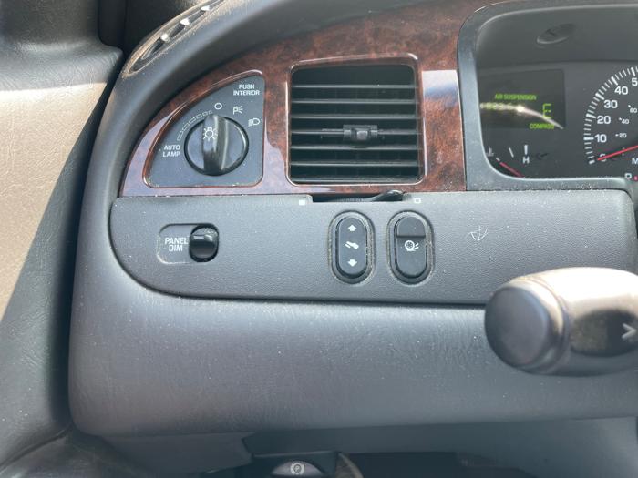 2002 lincoln town-car signature with 144823 miles for sale near elk-river, minnesota 23e74ef0f29f4769ae692cca67e81830.jpeg