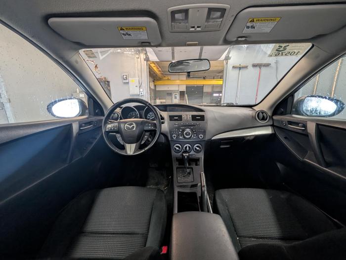 2012 mazda mazda3 i-touring-5-door with 292825 miles for sale near elk-river, minnesota 23fd90803dee460e9da7a089b8dc2254.jpg