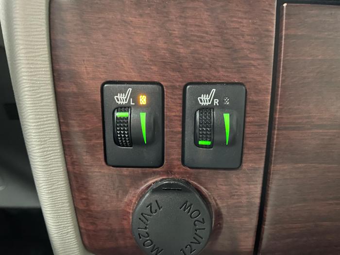 2011 toyota sienna with 212471 miles for sale near elk-river, minnesota 2444a7d70b9e4559b3e8f178685ef733.jpg