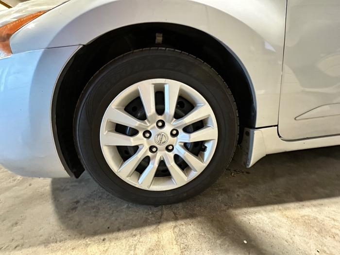 2015 nissan altima 2.5-sl with 77013 miles for sale near elk-river, minnesota 24957a4f80c04325888f2ed369d88fbd.jpeg