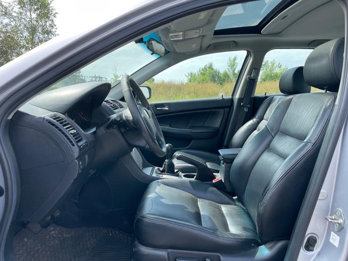 2004 honda accord ex-sedan with 137365 miles for sale near elk-river, minnesota 24c96486882b4141b42ce19b2341481f.jpeg