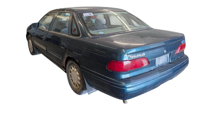 1995 ford taurus gl with 206115 miles for sale near elk-river, minnesota 24cef2ea43e64946af993763adfa3ca3.jpg