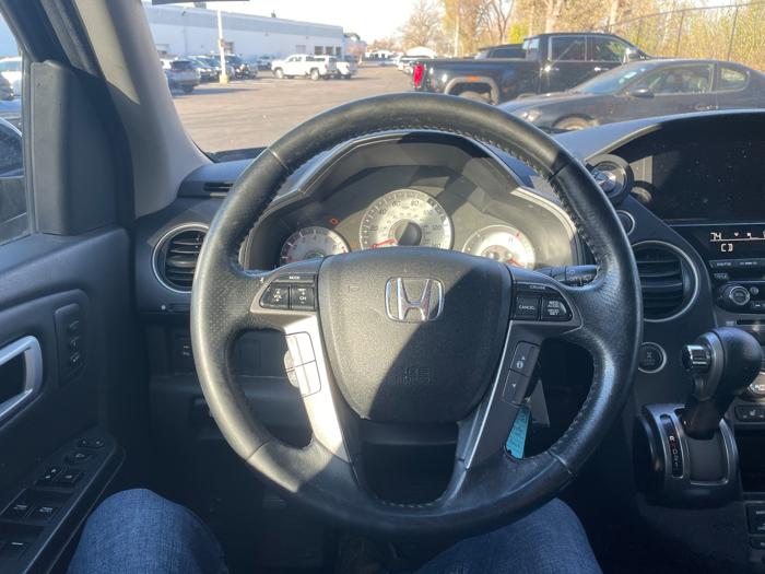 2013 honda pilot touring-4wd-5-spd-at-with-dvd with 208988 miles for sale near white-bear-lake, minnesota 2553833abafe478f94eff31e4a74a337.jpeg