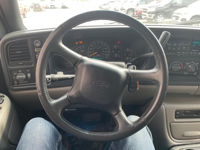 2000 chevrolet tahoe 4wd with 230426 miles for sale near fridley, minnesota 25b2a4c85eed427d96417a54c6c2b50e.jpeg