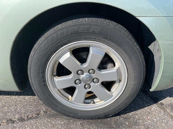 2008 toyota prius 4-door-liftback with 222232 miles for sale near elk-river, minnesota 25b41bf53a2249598f888c5268dfdb14.jpeg