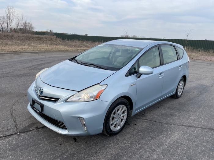 2012 toyota prius-v two with 307540 miles for sale near elk-river, minnesota 25c44b227b684aecb709fe8a89060738.jpeg