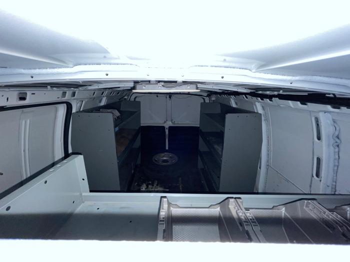 2016 chevrolet express 2500-cargo with 196702 miles for sale near new-hope, minnesota 260a9dce94074bf69bb2de6dce8f10a4.jpeg