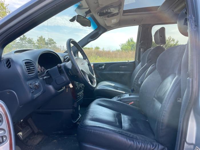 2003 chrysler town-&-country limited-fwd with 157243 miles for sale near elk-river, minnesota 26176ca4f0724b3589d10cf9f61b465a.jpeg
