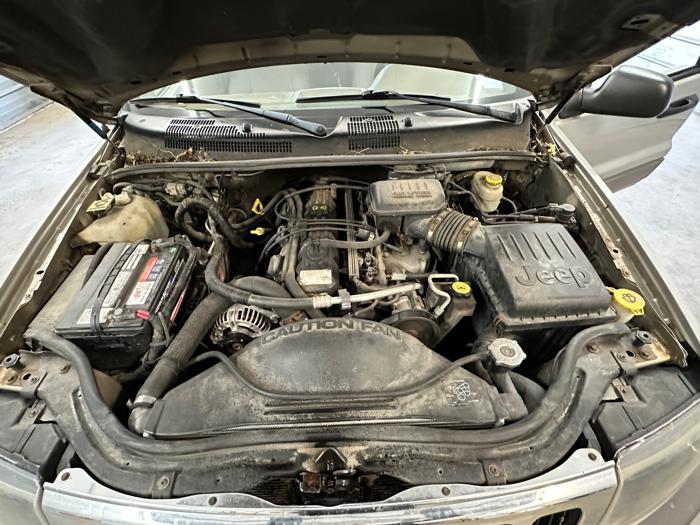 2003 jeep grand-cherokee laredo-4wd with 200465 miles for sale near elk-river, minnesota 261e7fbf98ec4a83b50c7d7895752c27.jpeg