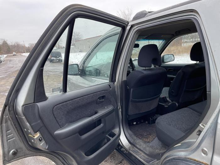 2006 honda cr-v lx with 143342 miles for sale near elk-river, minnesota 26741e553de24a71904add826d78cecf.jpg