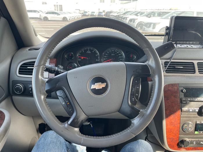2009 chevrolet suburban lt1-1500-4wd with 242331 miles for sale near rochester, minnesota 268610f3f7e24506a16b5ff07e0ca4e4.jpeg