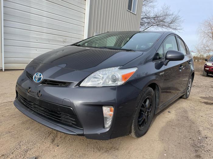 2015 toyota prius with 265746 miles for sale near elk-river, minnesota 26b4bed97d62430a8d20df507df2cf94.jpg