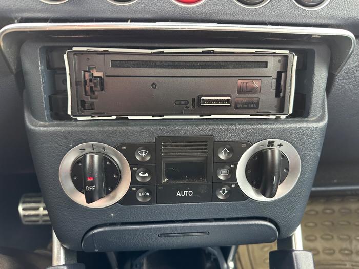 2004 audi tt roadster-quattro-(250-hp) with 126058 miles for sale near burnsville, minnesota 26ba81fecfc04a09952400f25e838158.jpeg