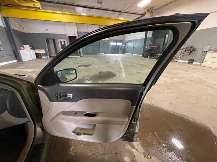 2012 ford fusion-hybrid sedan with 176764 miles for sale near elk-river, minnesota 26c082ca3b8440d0887ab1a9b40a5d7c.jpeg