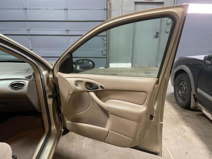 2001 ford focus se with 153786 miles for sale near elk-river, minnesota 2704c480c0c2463990ca611085bc6b6d.jpg