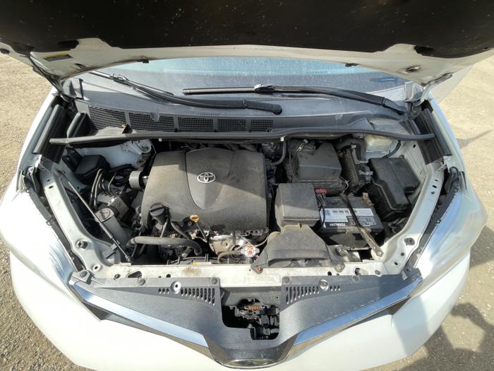 2018 toyota sienna limited-premium-7-passenger with 131954 miles for sale near jordan, minnesota 274f975107114f75b78c983e2b2a99cf.jpeg