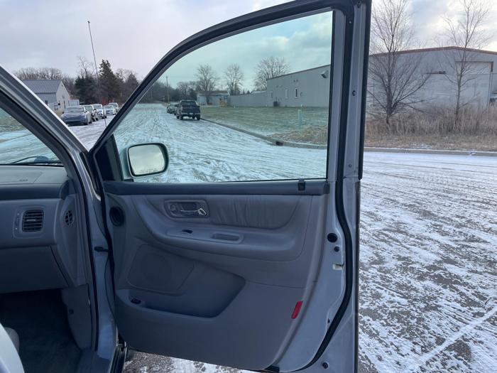 2003 honda odyssey exl-res with 264848 miles for sale near elk-river, minnesota 27884d16ab43470f8c36f4289003fbc6.jpg
