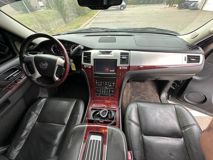 2014 cadillac escalade esv-awd-premium with 160814 miles for sale near burnsville, minnesota 281ba0098ac347b9b6a7ca534f525f9f.jpeg