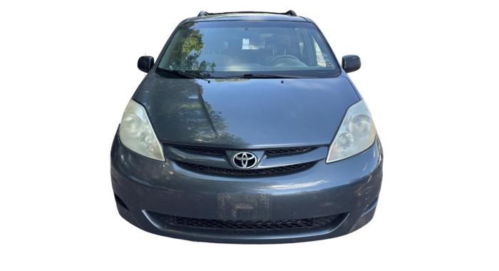 2007 toyota sienna ce-fwd-7-passenger with 198735 miles for sale near elk-river, minnesota 283022d313f94319b8c639f699ac6a1b.jpg