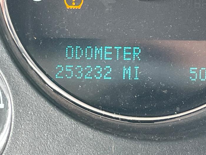 2009 chevrolet suburban lt1-1500-4wd with 253232 miles for sale near redwood-falls, minnesota 28545445bc6149bbb3aff1f5c5c11ddd.jpeg