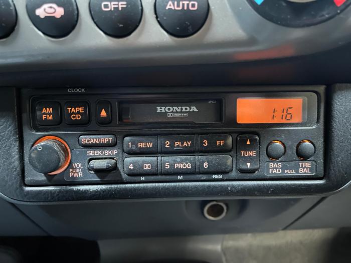 2001 honda insight dx with 315647 miles for sale near elk-river, minnesota 285d13d4d99d45d4a2a69140a6ce17d1.jpg