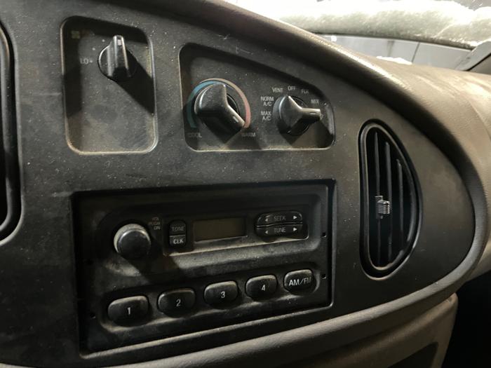 1998 ford econoline e250 with 206866 miles for sale near elk-river, minnesota 2886ded5d68f43bf9bbcb4c7c3b691e7.jpeg