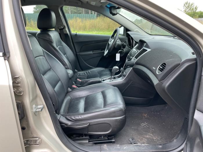 2013 chevrolet cruze 2lt-auto with 168391 miles for sale near elk-river, minnesota 28d417ebfc664d82b08d17a65620f5c8.jpeg