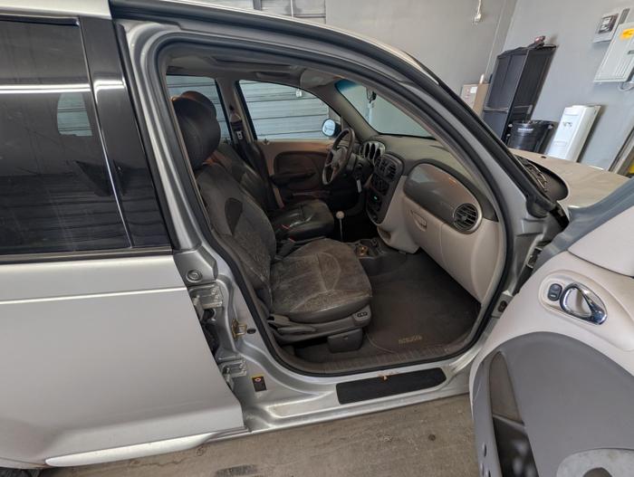 2001 chrysler pt-cruiser base with 140967 miles for sale near elk-river, minnesota 28d816e5df7c420596a141e1639ab786.jpg