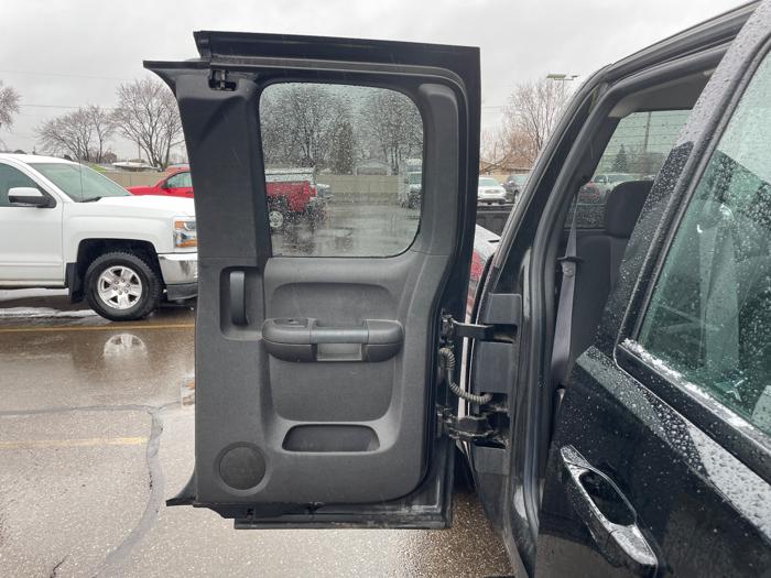 2011 chevrolet silverado-1500 lt with 265201 miles for sale near fridley, minnesota 28d97c923b17424b9a54f73f189b33af.jpeg