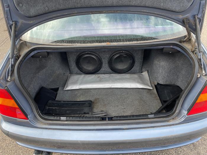 2002 bmw 3-series 330i-sedan with 161103 miles for sale near fridley, minnesota 28e1c0f26f914236ae0cbc47d314d2fb.jpeg