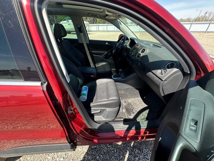 2011 volkswagen tiguan s-4motion with 209691 miles for sale near elk-river, minnesota 28f1b3aa2ba243089f66a194bf7499a0.jpeg