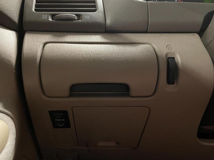 2004 toyota camry le with 328065 miles for sale near elk-river, minnesota 28fee658612f44c1976f24181279d7c8.jpg
